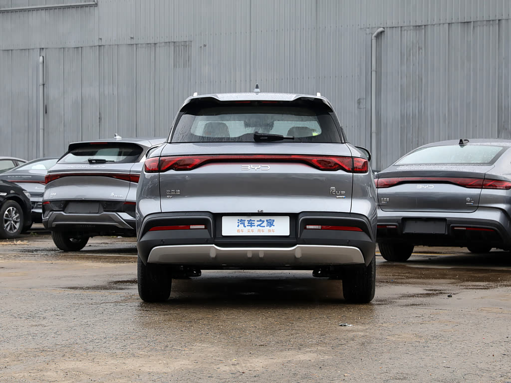 2025 BYD Yuan UP Image 5